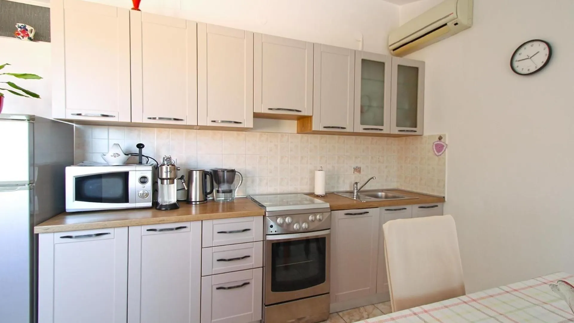 Apartment Ferienwohnung Fuer 4 Personen Ca 55 Qm In Fazana, Istrien Istrische Riviera Croatia